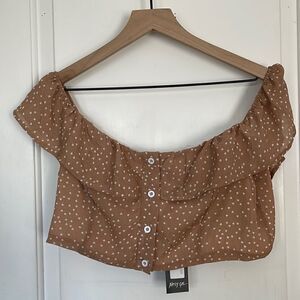 Sweetheart off the shoulder button up pink crop top
